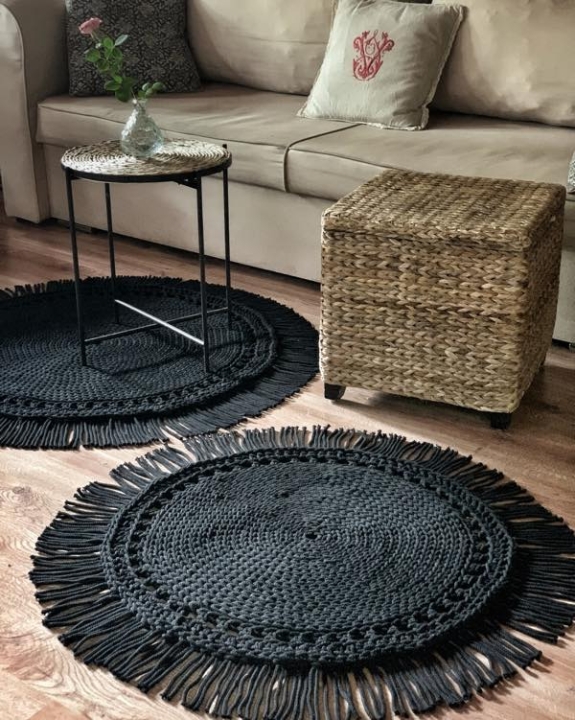 czarny dywan bawełniany boho z frędzlami ręcznie robiony salon