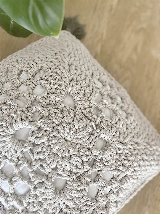 Dekoracyjna poduszka BohoHome Decor Beige